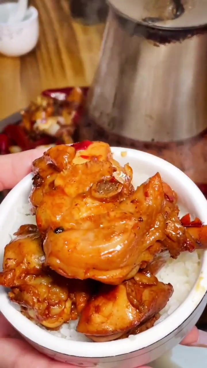 正宗铜锅鸡，又吃火锅又吃鸡！