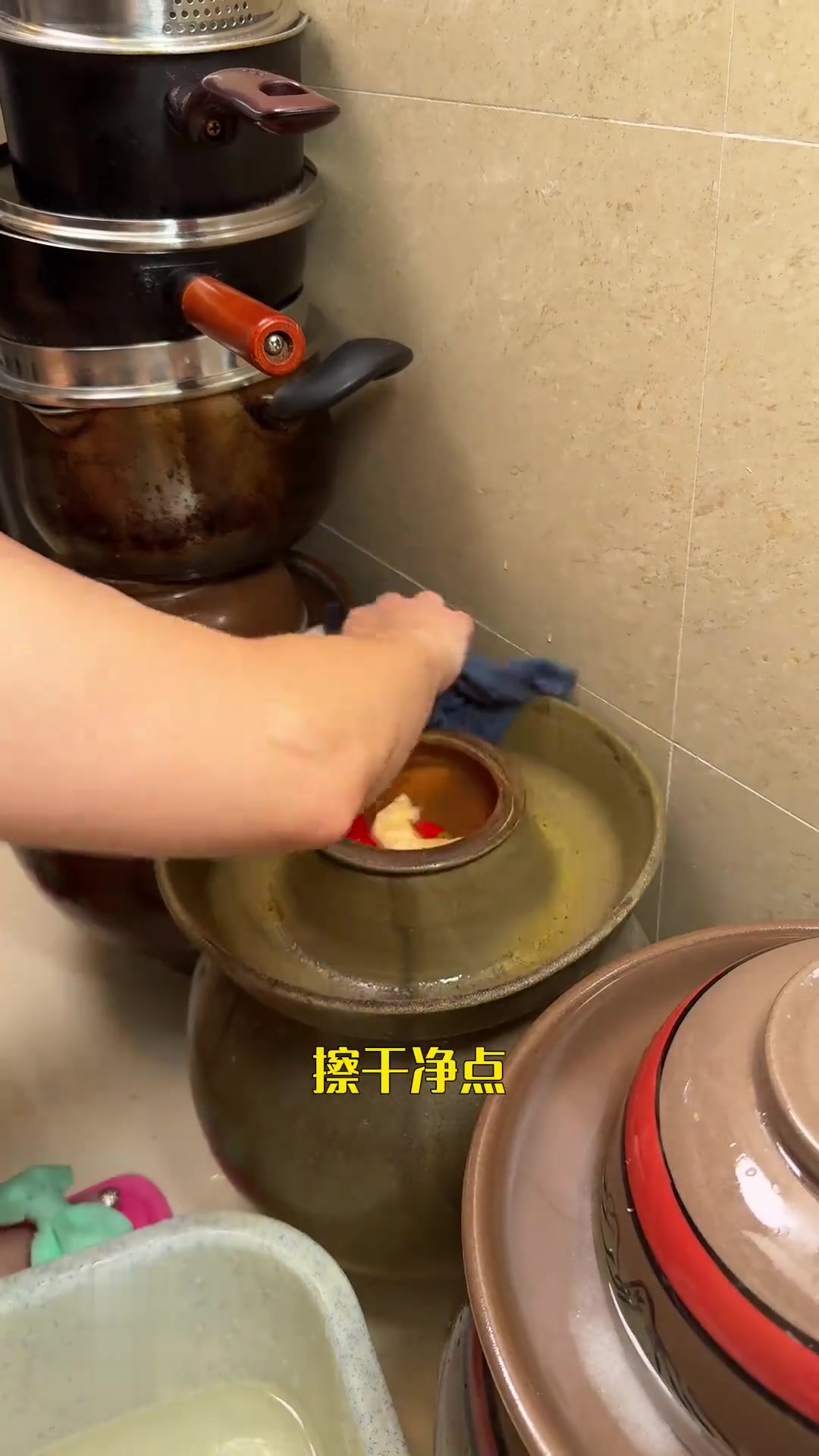 泡菜坛生花不用怕,祖传方法解决它让泡菜保存更久