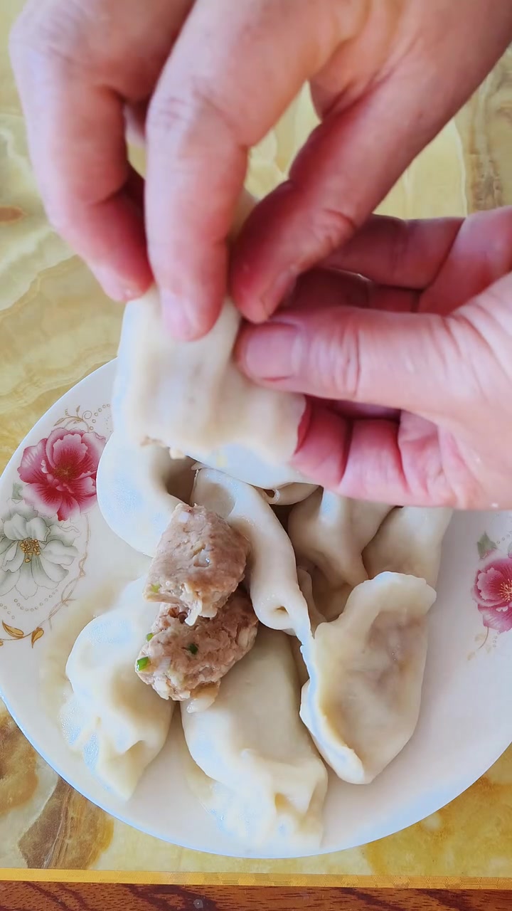 猪肉酸菜饺子调馅