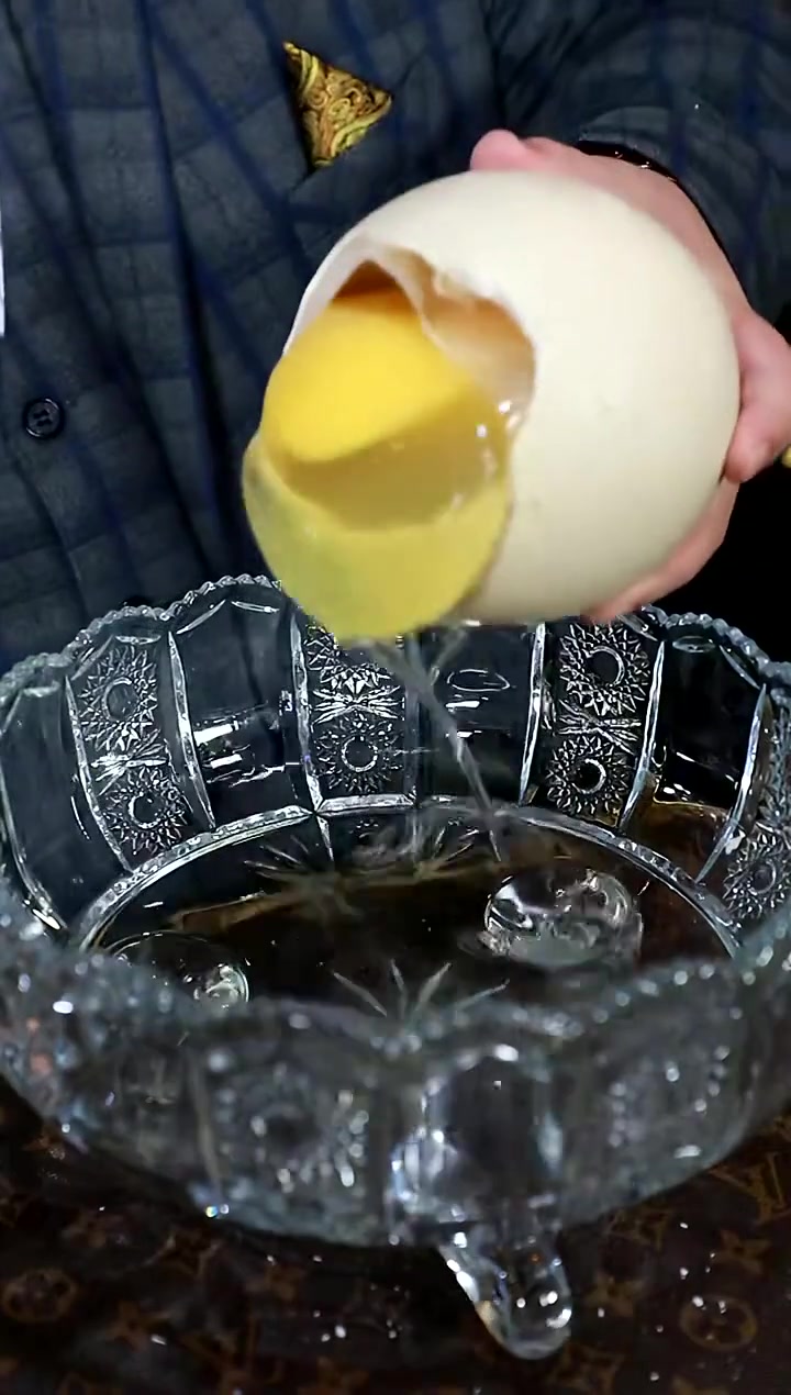 鸵鸟蛋拉莫斯金菲士