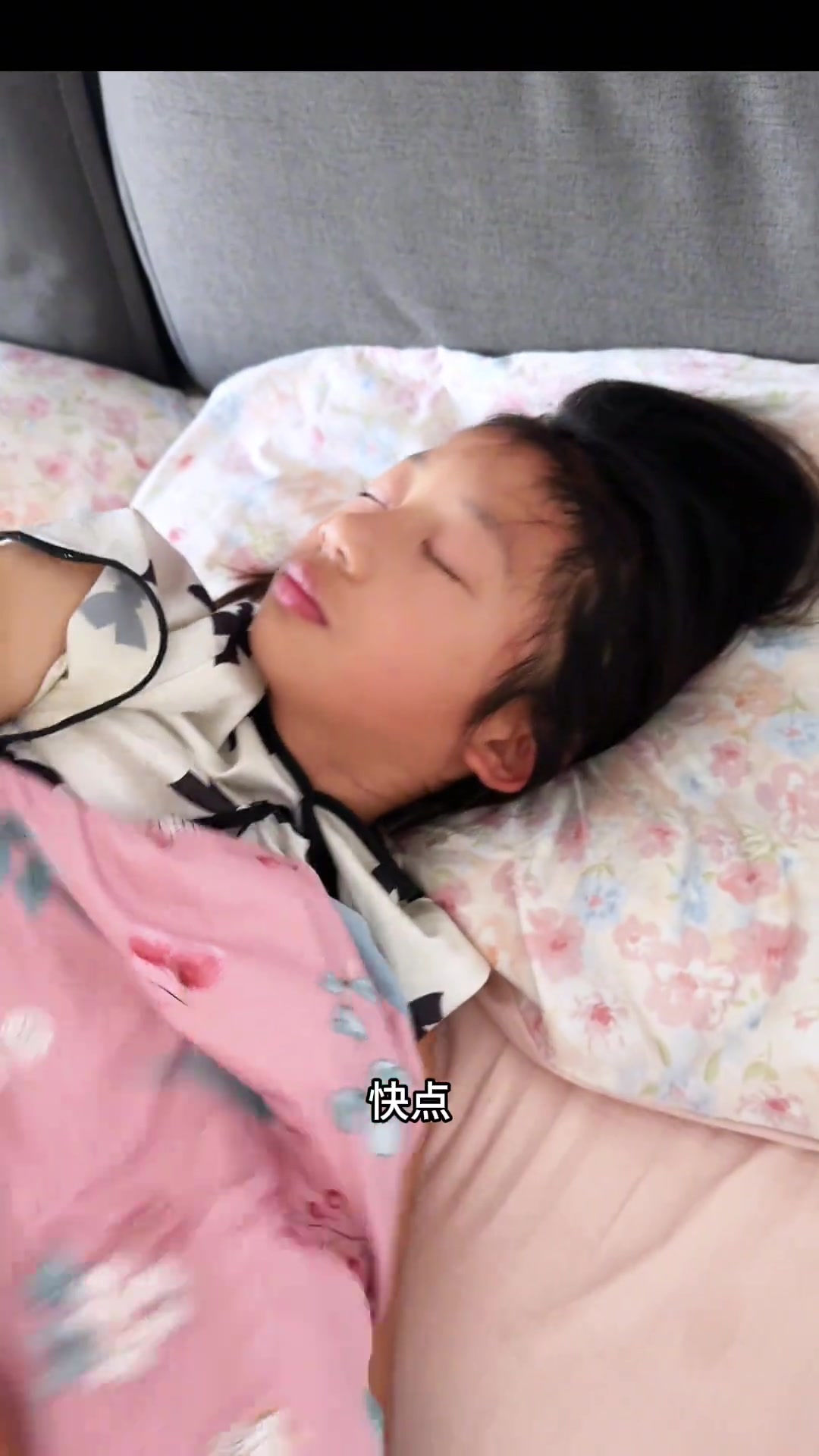 上班族留守宝妈一拖二的真实生活！今天早餐给俩小学生做三明治