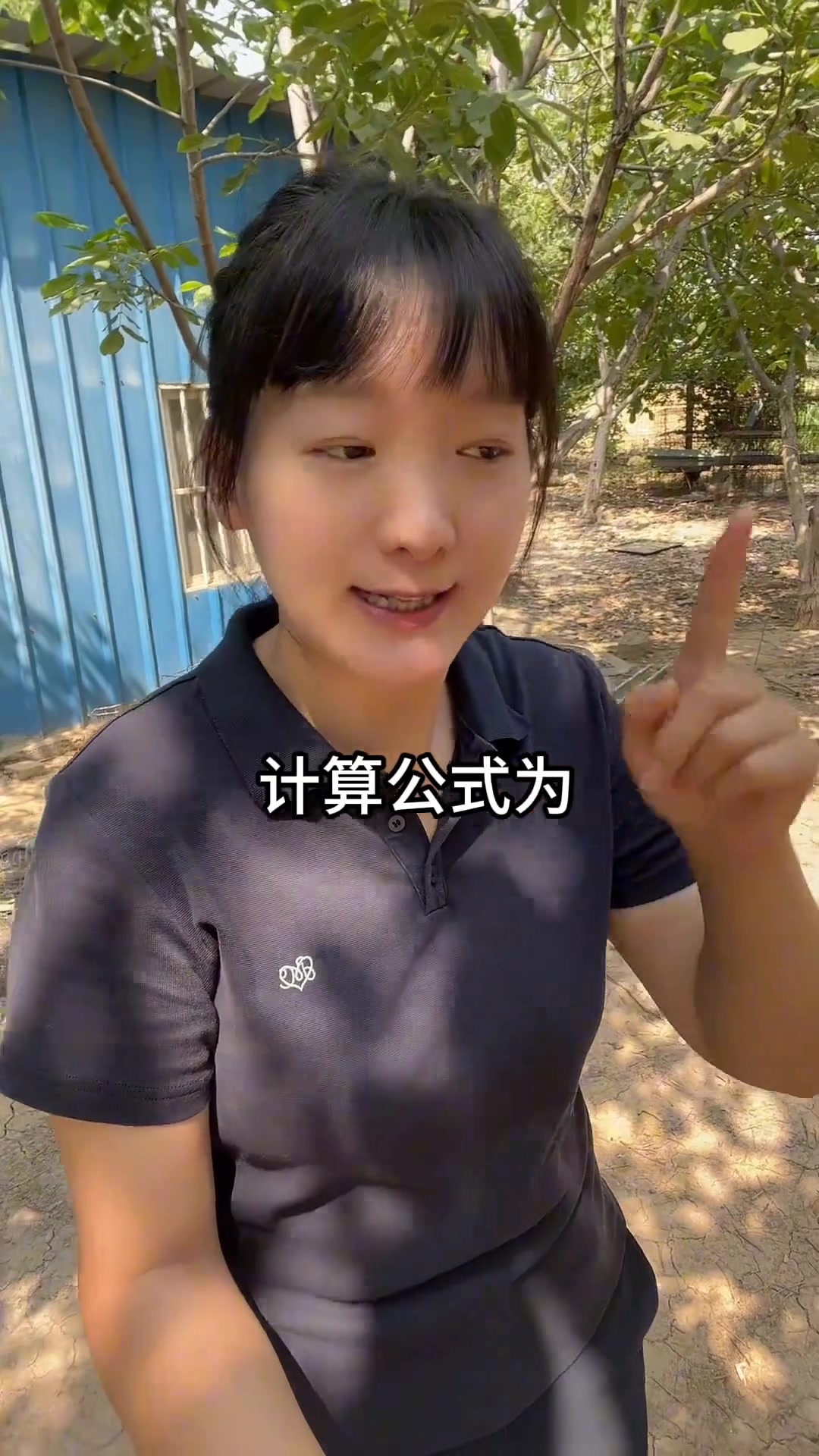 鸡一天到底该吃多少料？养鸡人必知的科学养鸡技术