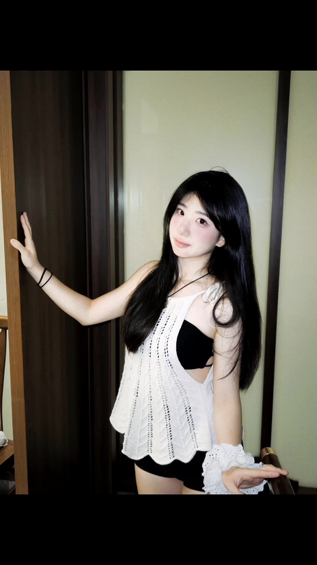 吃美女的生日蛋糕啦