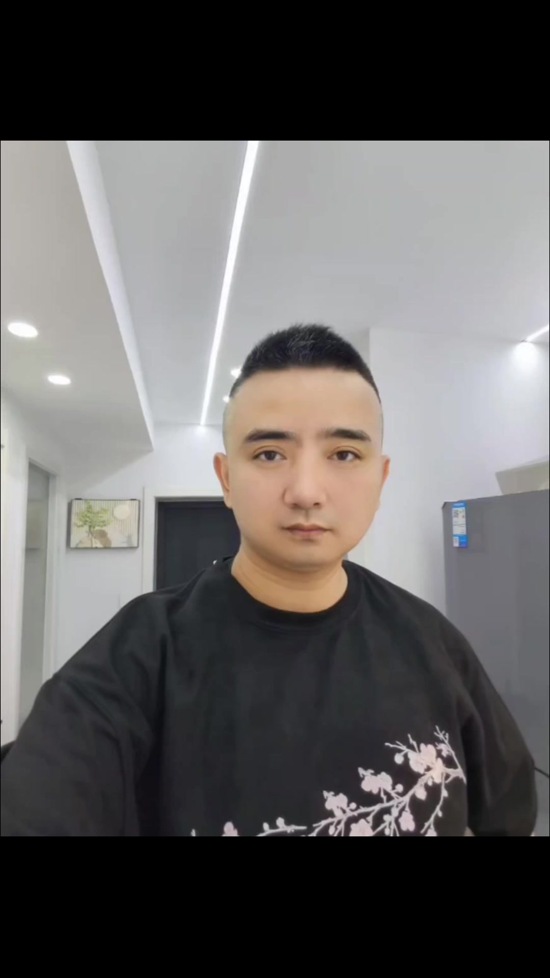 王家三少中国烹饪大师 网络作家