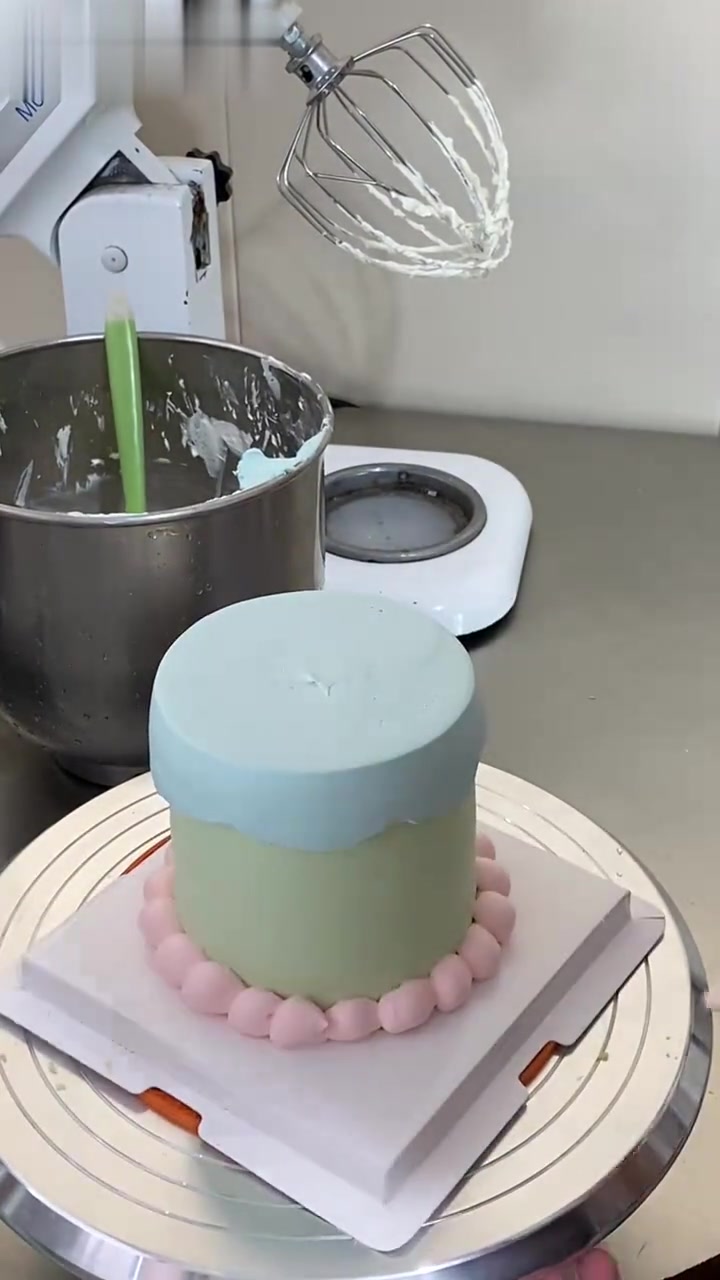 小县城奶油蛋糕，沉浸式体验好看的小蛋糕