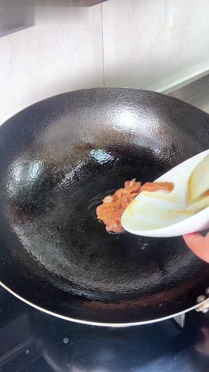 小学生营养早餐推荐：白菜肉丝炝锅面做法