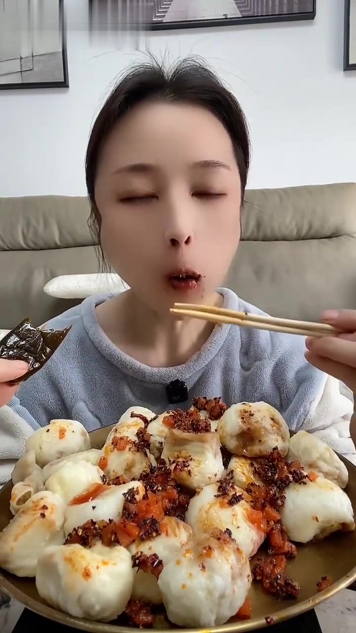 早餐小笼包蒸饺
