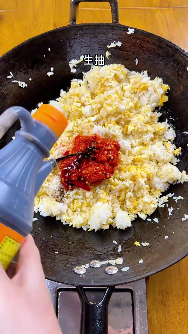 贵州槽辣葱花蛋炒饭，家常美味里的贵州味道