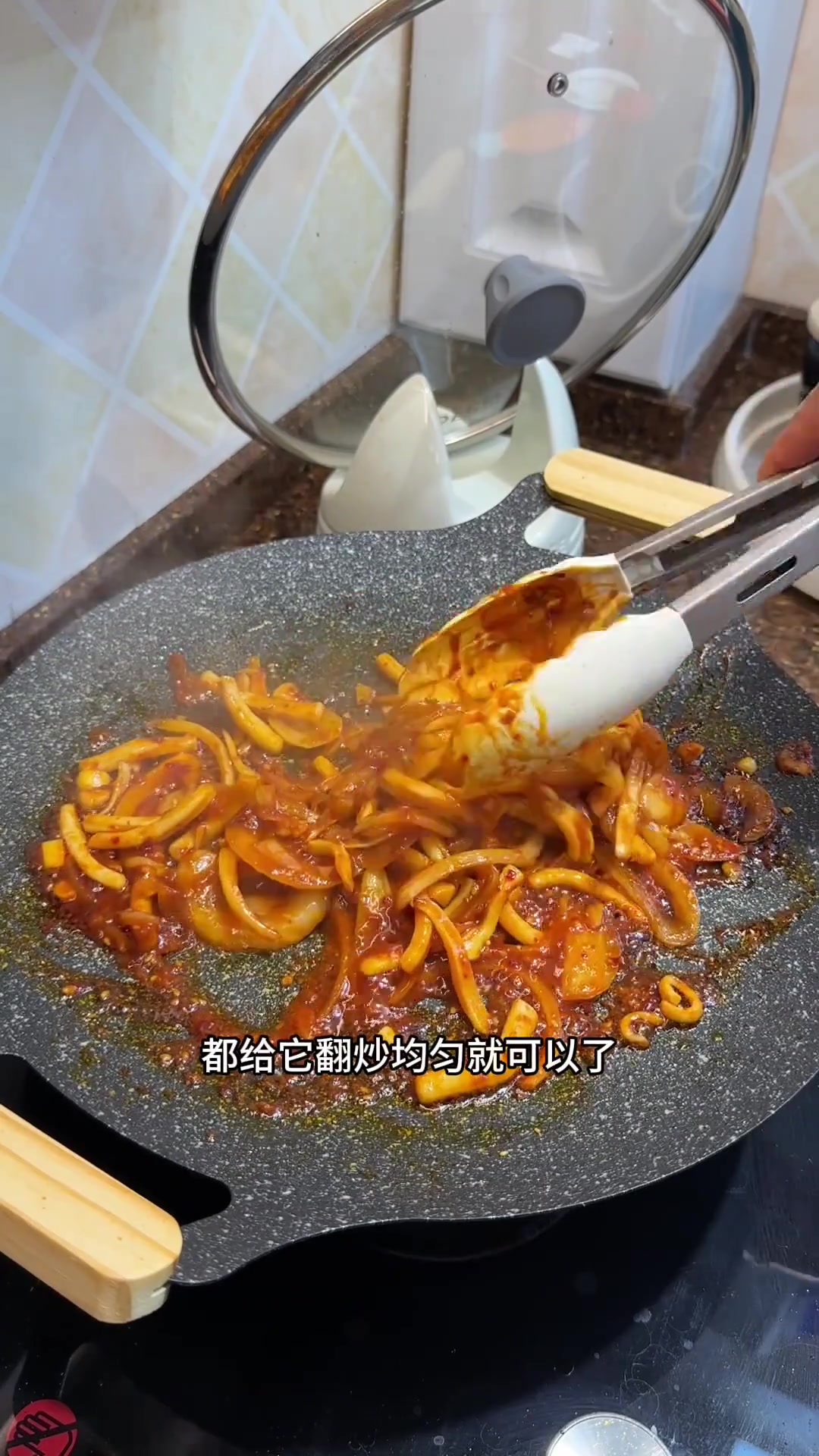 铁板鱿鱼拌饭，十分钟搞定