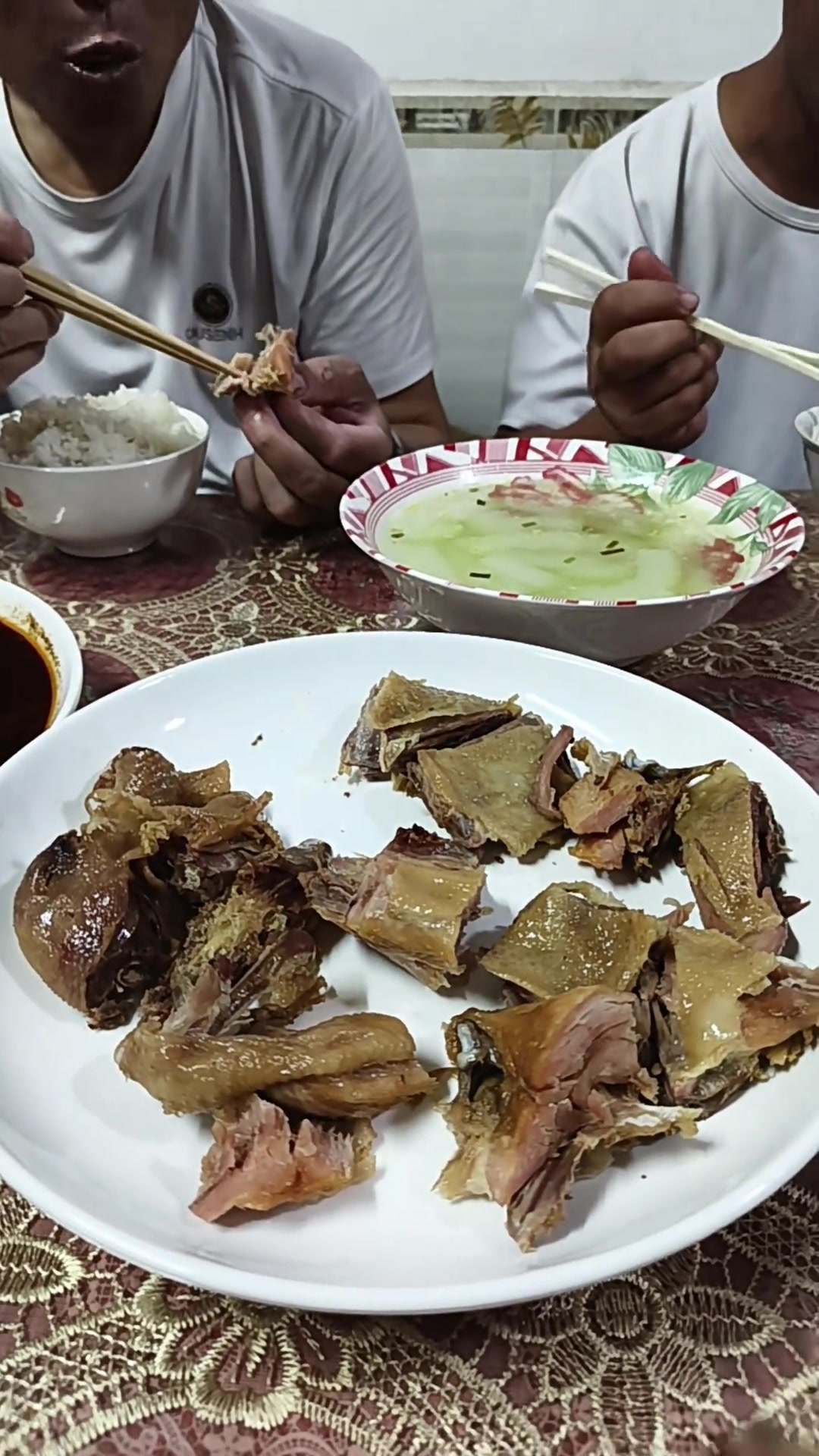 风干鸡老母鸡无翅无爪太香了,好吃有嚼劲咸香入味