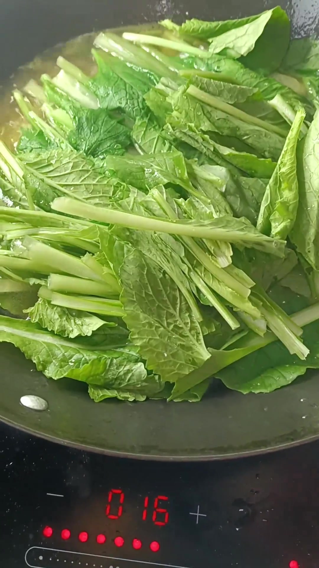 家常菜小白菜炖土豆粉条，暖心养胃又下饭