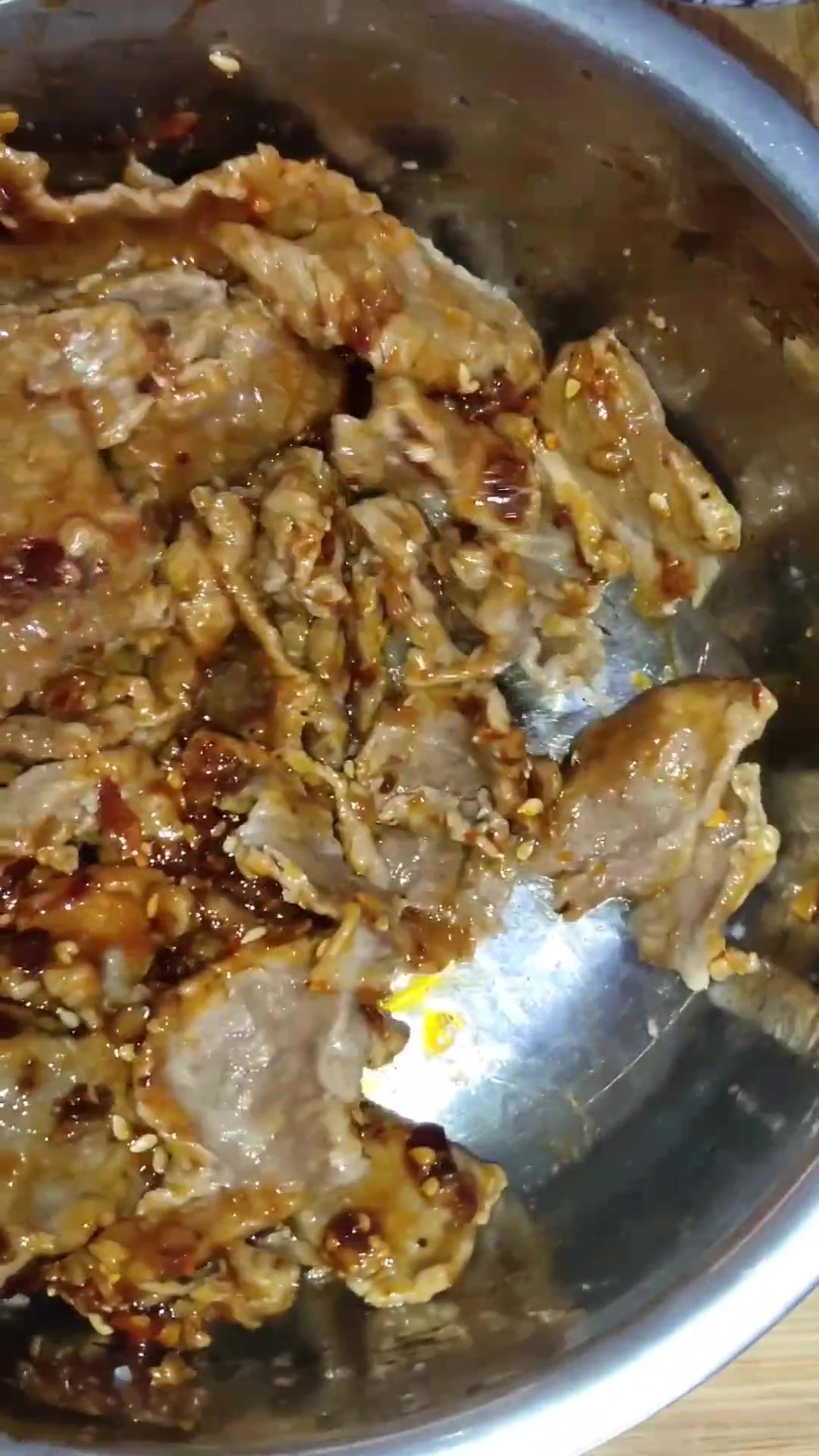 凉拌麻辣牛肉太香啦，一盘根本不够吃