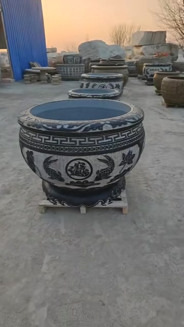 天然青石养鱼缸家用庭院花盆