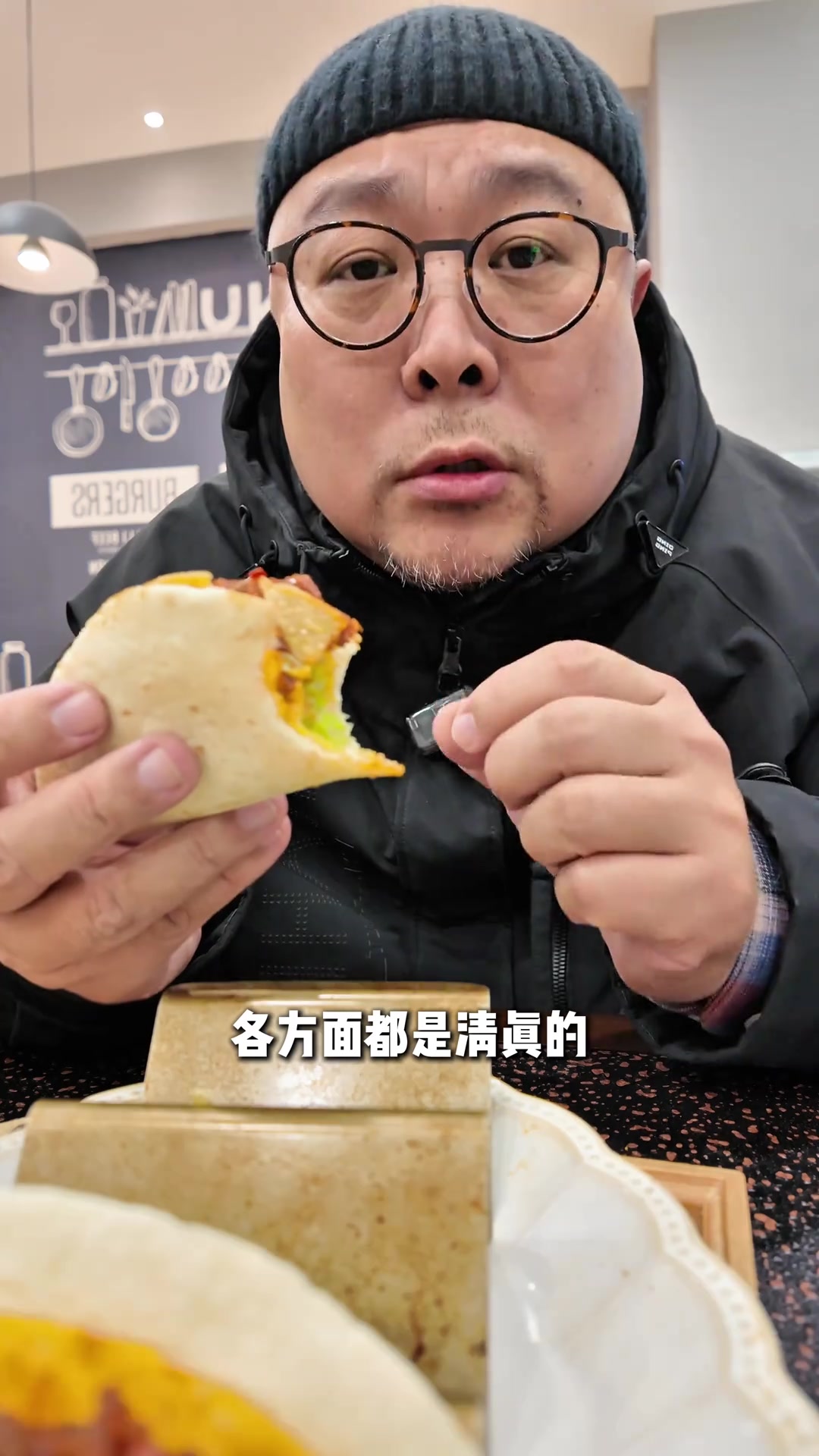 清真大披萨 在郑州也就这条街上能吃上清真的披萨和汉堡了