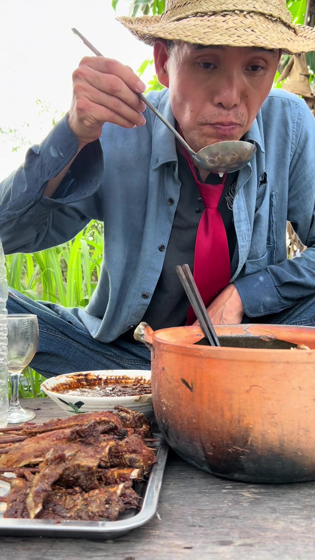 柴火灶熬鸡粥，满是烟火气！