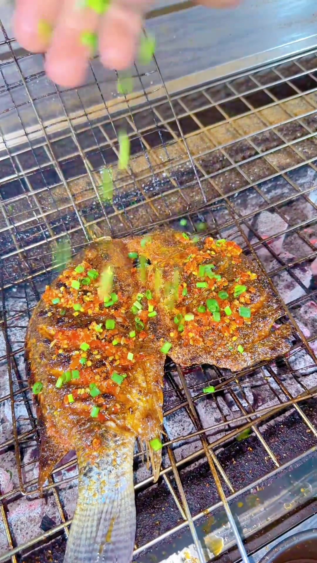 烧烤炭烤罗非鱼
