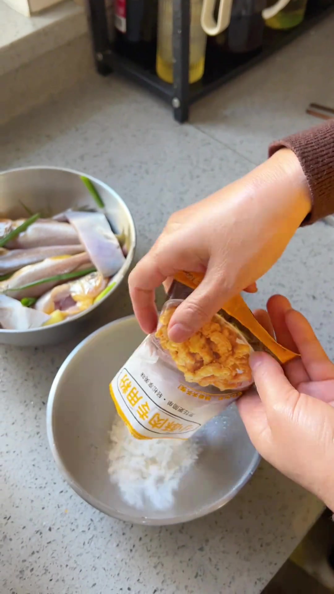 香酥小黄鱼，外酥里嫩，大人小孩都爱吃