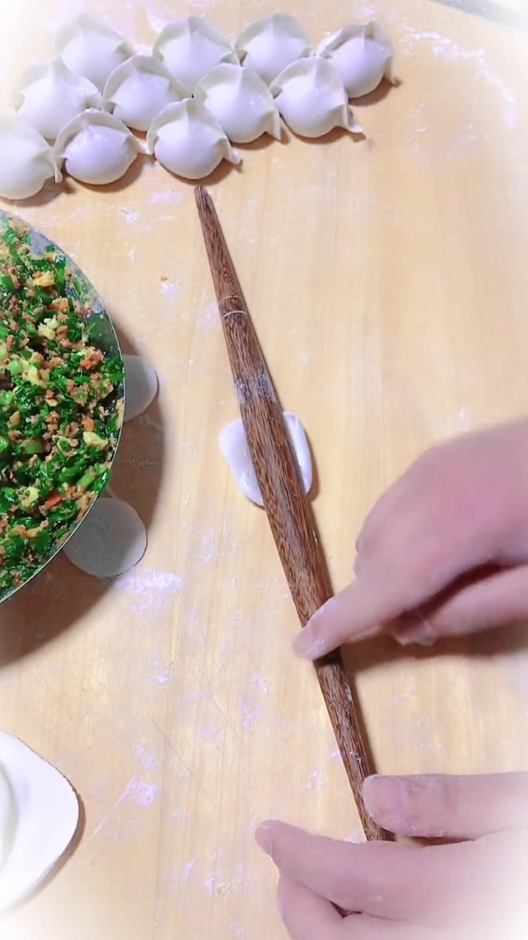 这样擀的饺子皮，又圆又好看