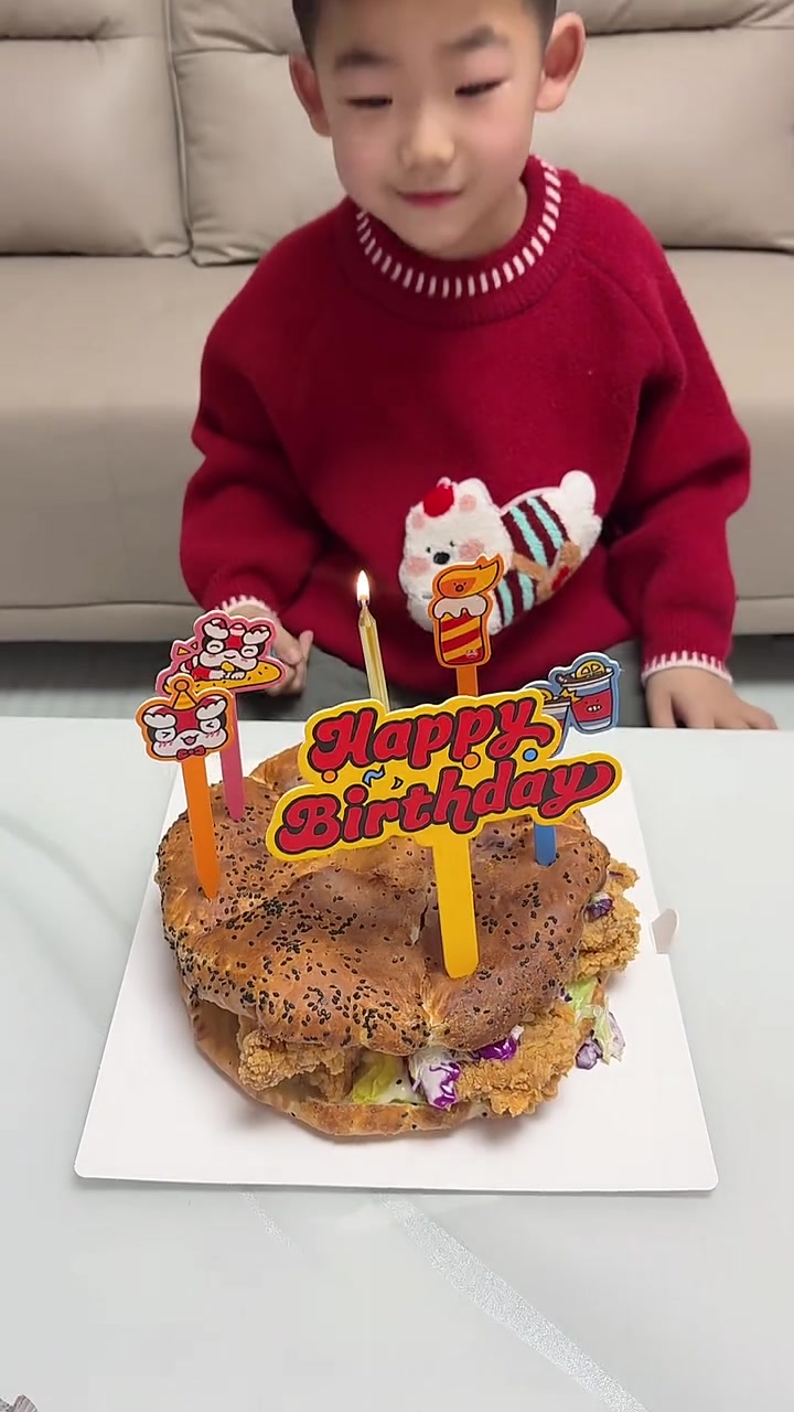 给孩儿爹准备的生日蛋糕,怎么样