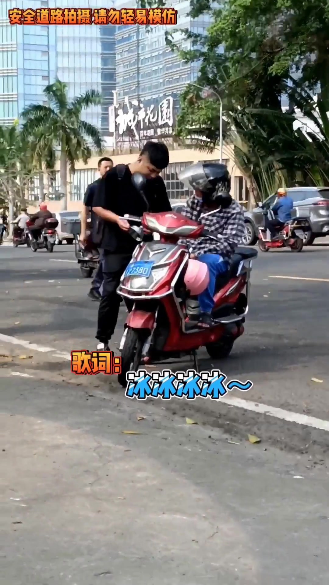 大家觉得我唱的这首《青花瓷》如何？