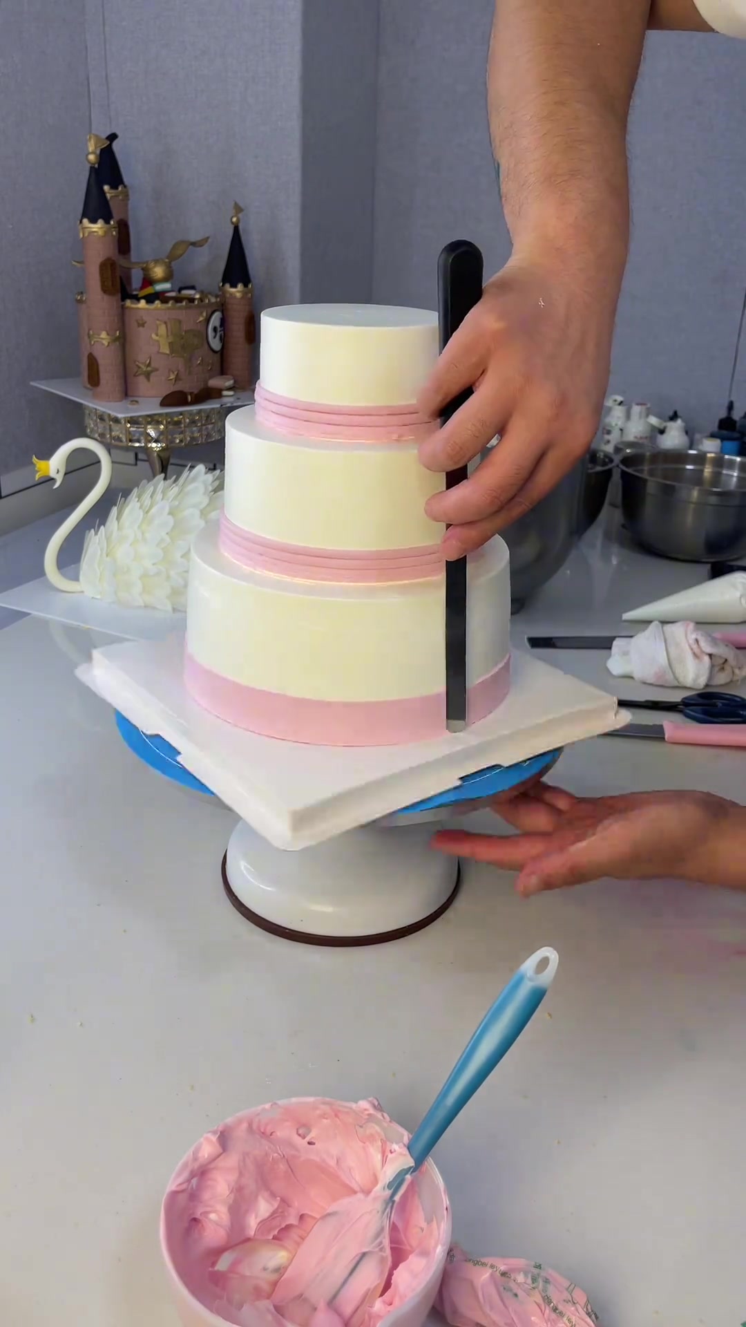 三层蛋糕，来看看