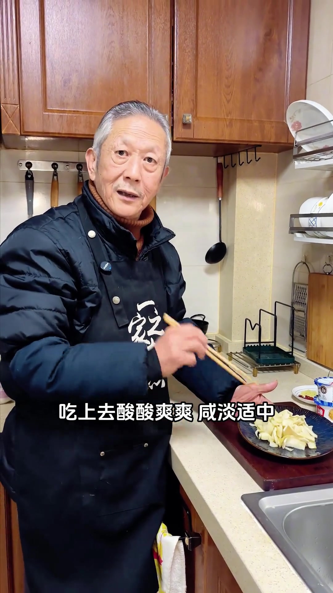 每天做饭犯愁，酸笋炒肉酸爽开胃超下饭