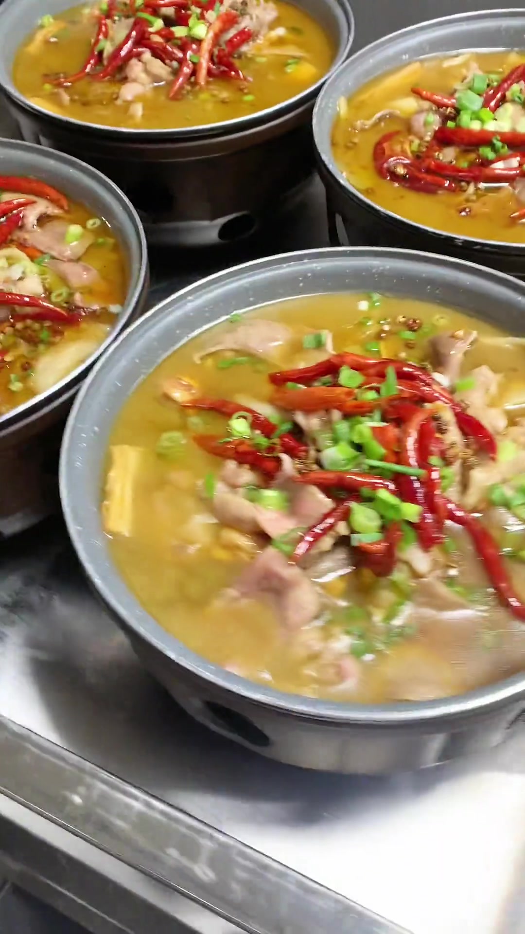 分享酒店商务版喜宴菜品，传统融合现代