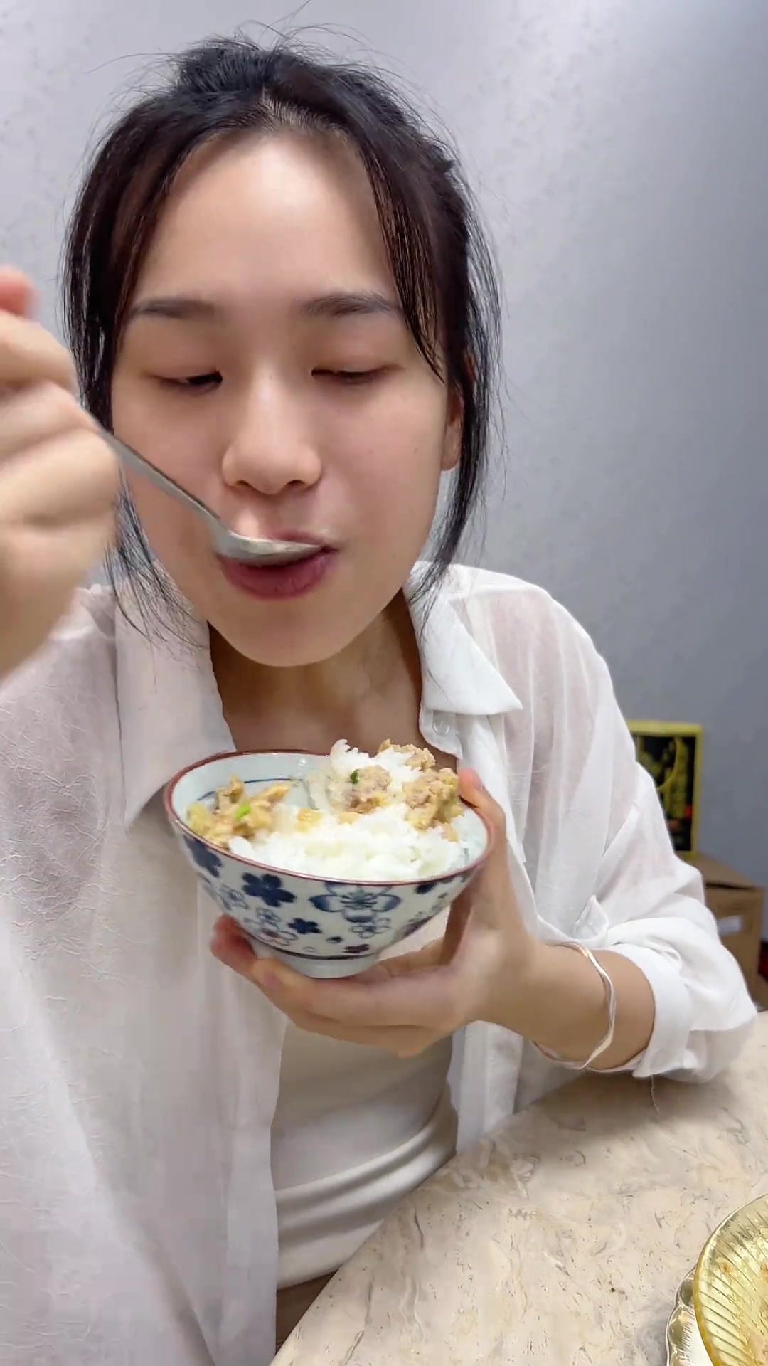 在家做美食,榨菜芯蒸肉饼做法分享
