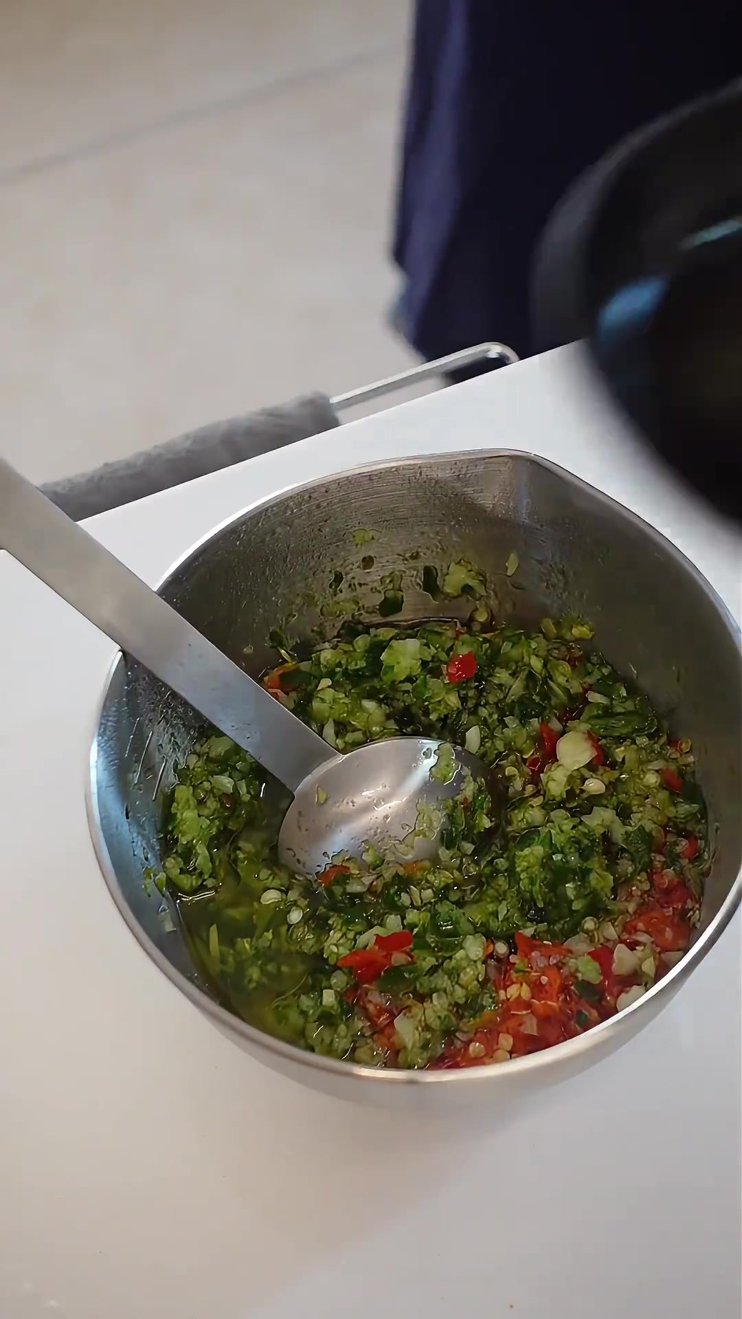 重口味版蒜蓉粉丝扇贝，小米辣加10倍