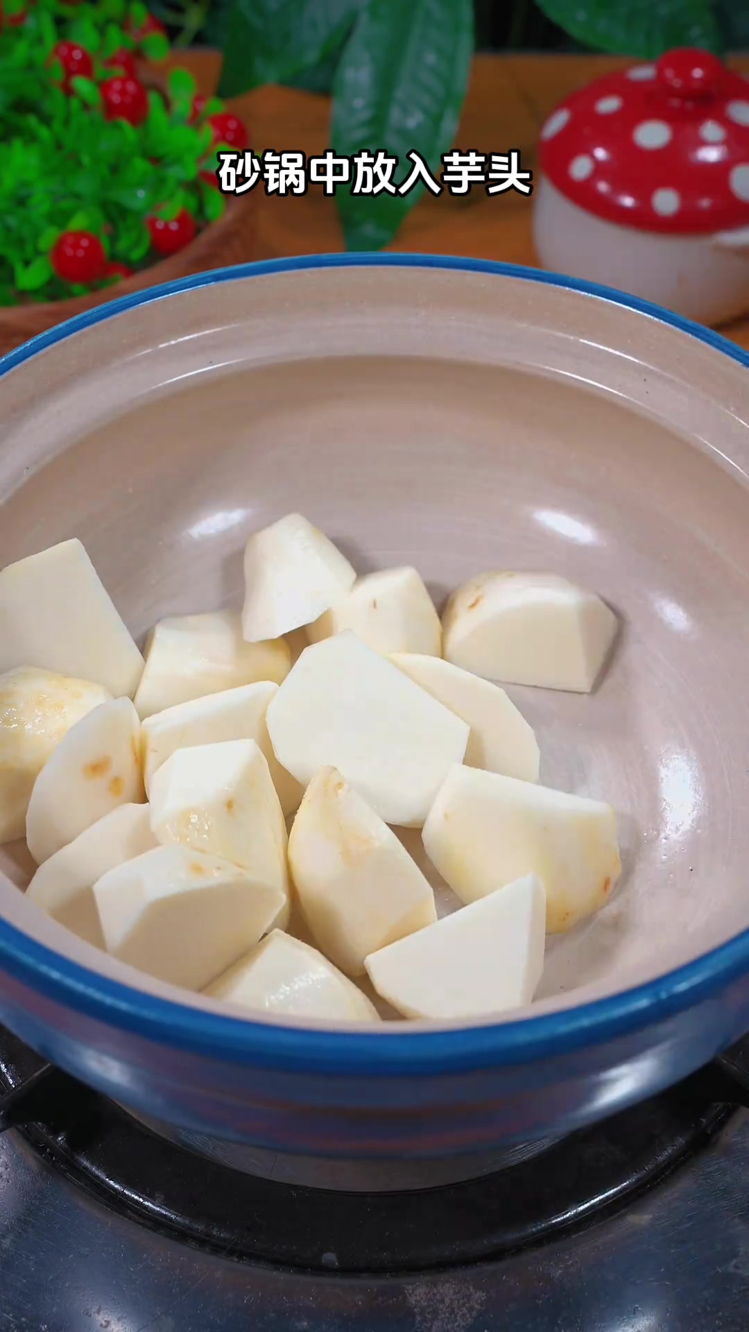 这样煲排骨汤，汤鲜味美，好喝又暖身