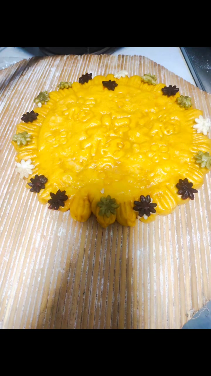 老爸生日,现学现做馒头蛋糕