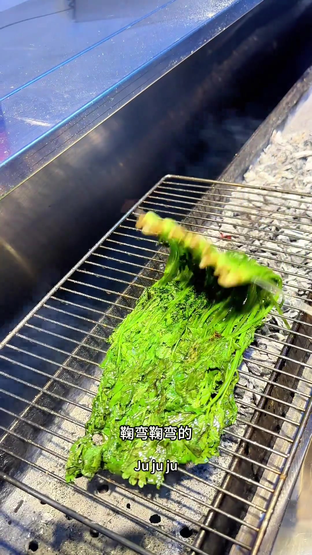 锦州烧烤啥都能烤，美味烤香菜味道独特