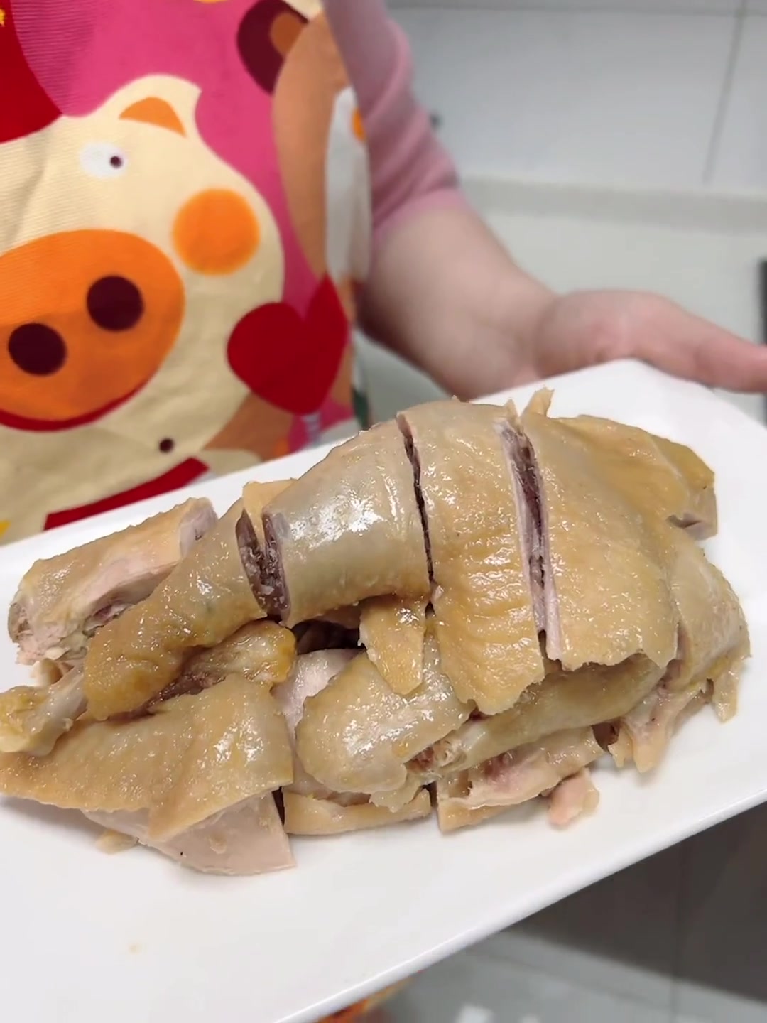 宁波香糟鸡，肉质紧实鲜美，家宴常备