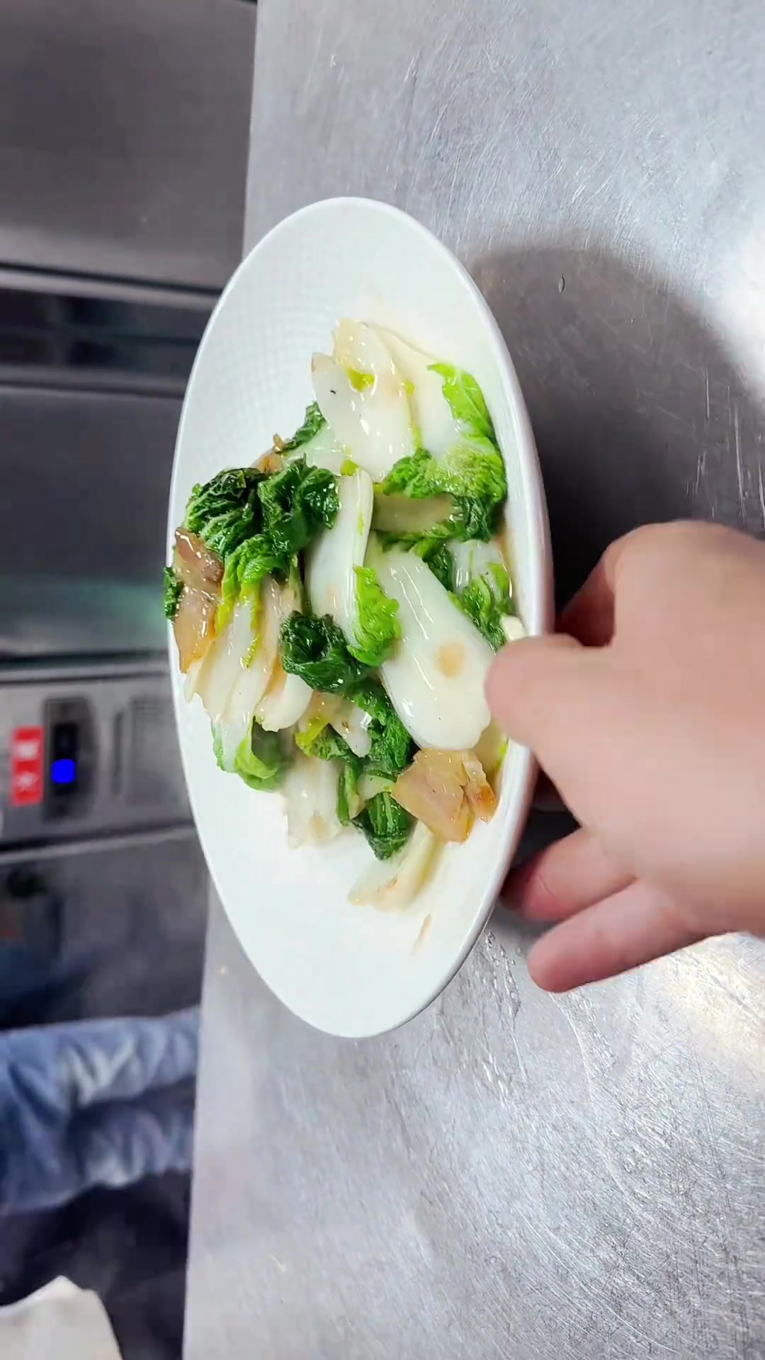 餐饮人每日更新：土咸肉炒奶白菜