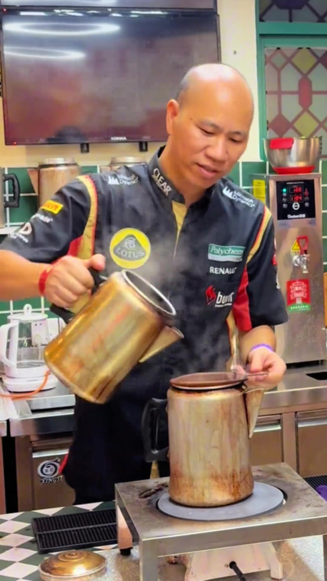 家庭自制港式冻奶茶做法