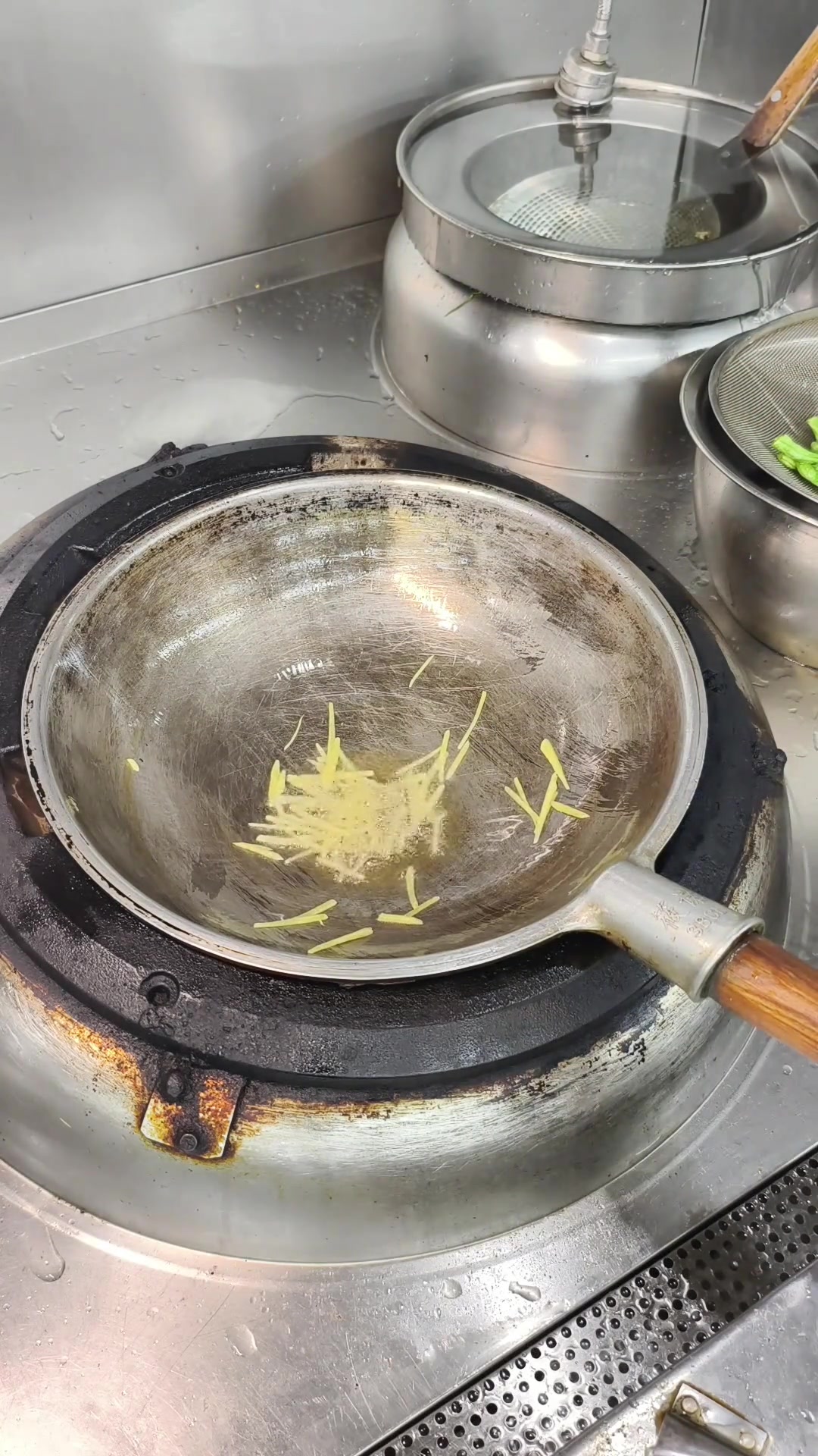 简单又好吃的干煸豆角家常教程来了