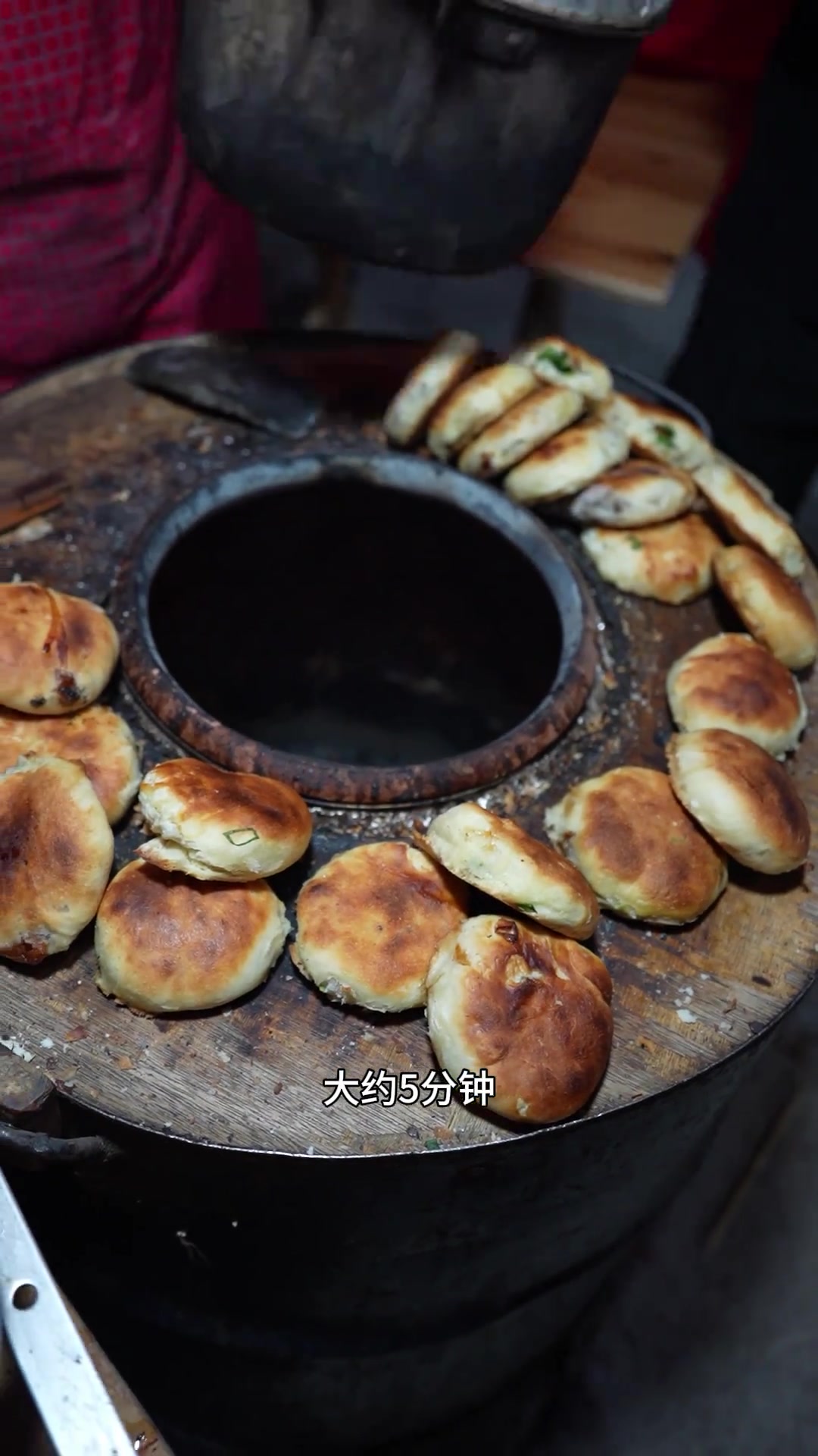 临海东塍唱戏才出摊的猪肉烧饼