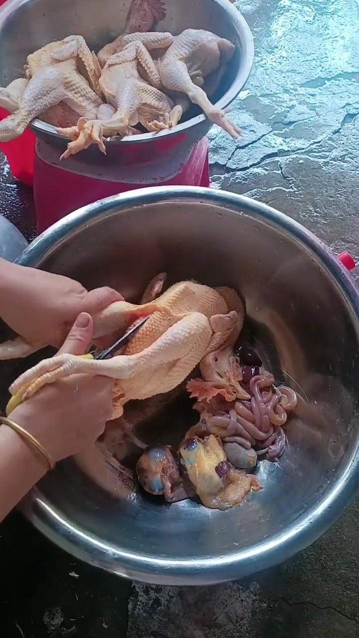 经营土鸡土鸭，诚信为本，盼凑钱买中秋饼