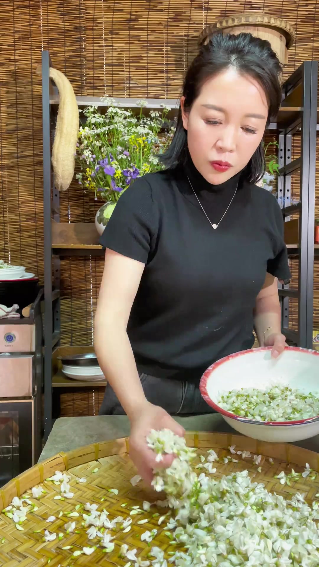 槐花的各种吃法，大家喜欢怎么做来吃？