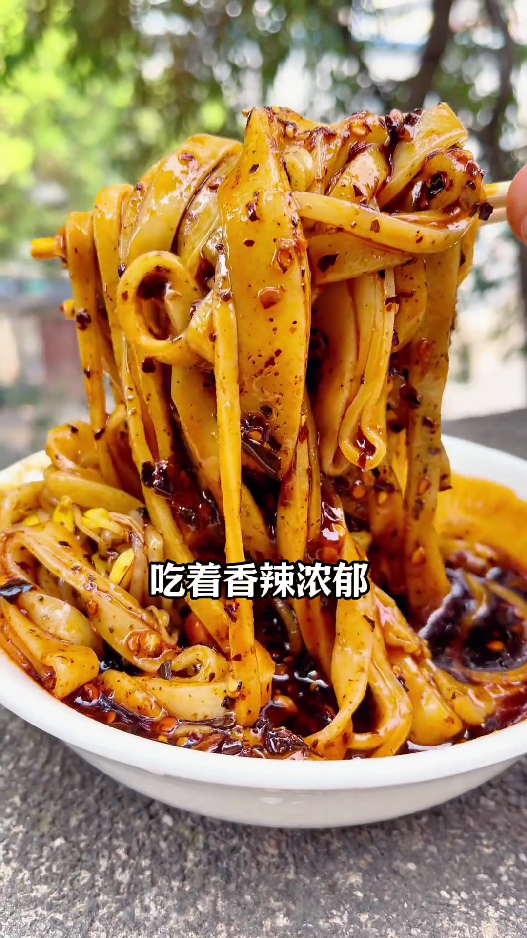 逛吃中国第21站四川广元，花131块钱吃3个特色美食