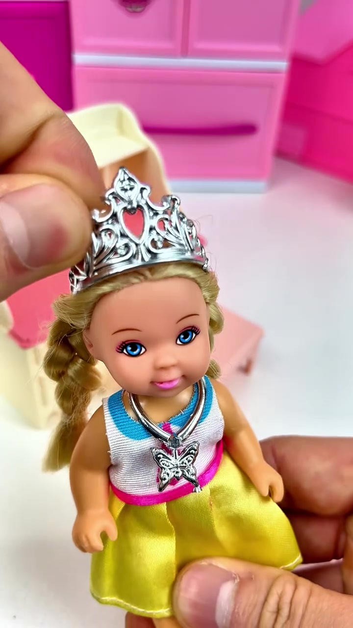 第1集|两个小芭比一起出去玩 芭比娃娃 亲子互动 卡通 女孩玩具