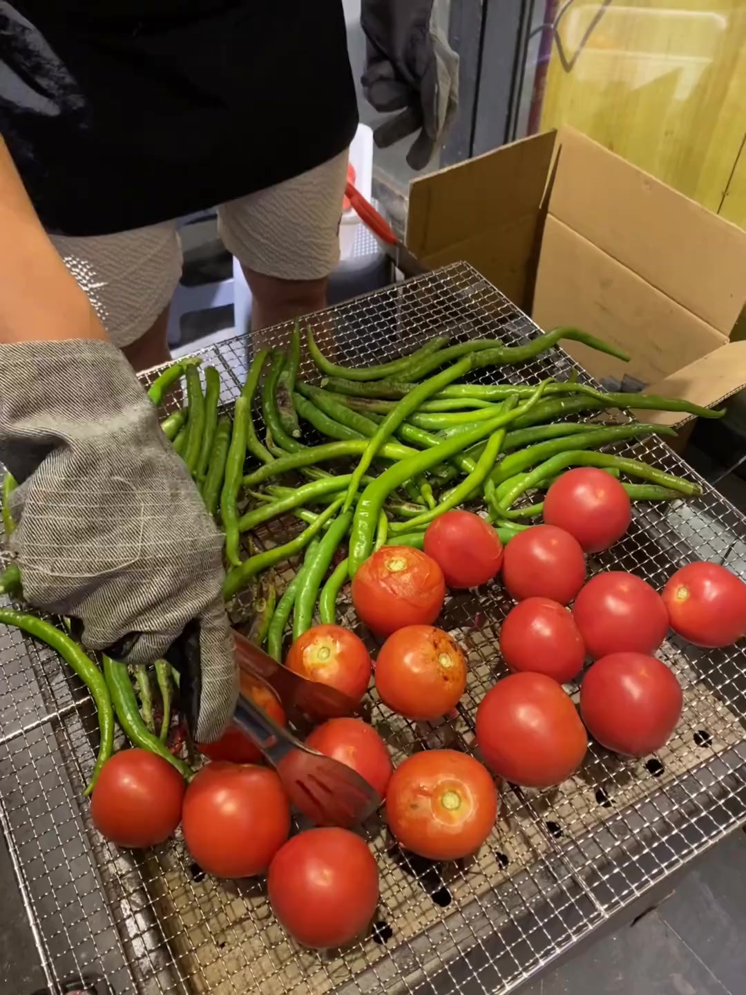 在成都 终于能吃到烧椒牛肉火锅啦 烧椒邂逅鲜牛肉