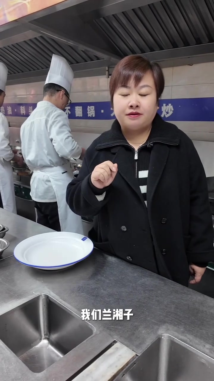 一个特殊的考核日 这批即将奔赴全国各地 马上加入工作的学子们 祝福你们前途似锦 一帆风顺