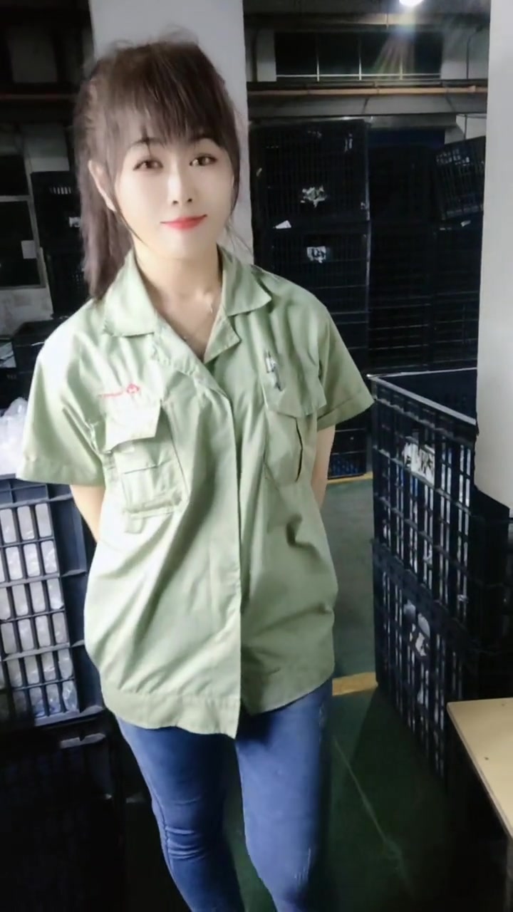 早鸭打工人,起这么早,一天不得挣个一百几十块啊