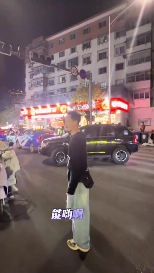 昆明烫发 找地址的在这儿啊