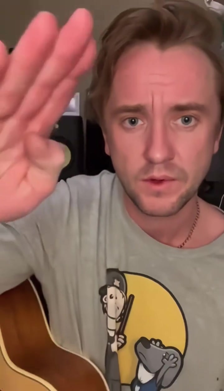 来支持甜汤少爷汤姆费尔顿啦