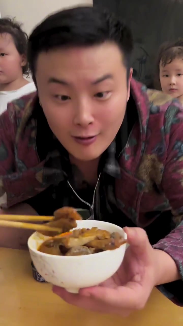 带鱼罐头真好吃，我每天都吃