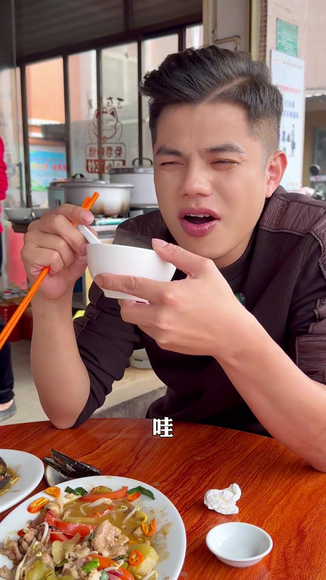 下班后享受美食，开启属于自己的快乐时光