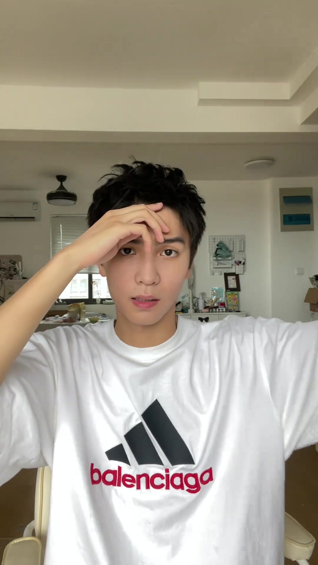 男生清爽短发教程，快速打造前刺发型，夏日清凉造型