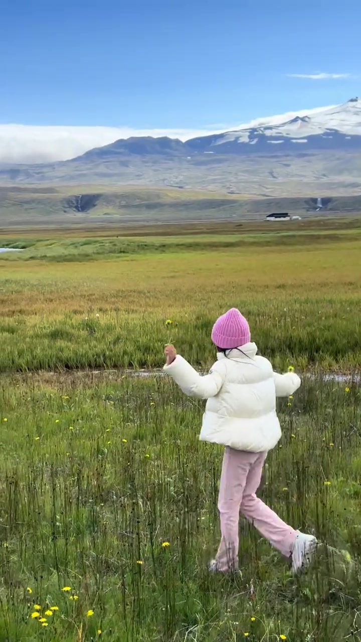 萌宝吐泡泡，可爱到犯规